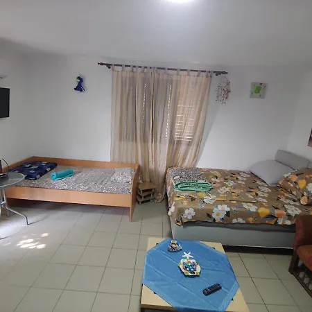Ljubomir - Srebrno Jezero Villa Kiseljevo