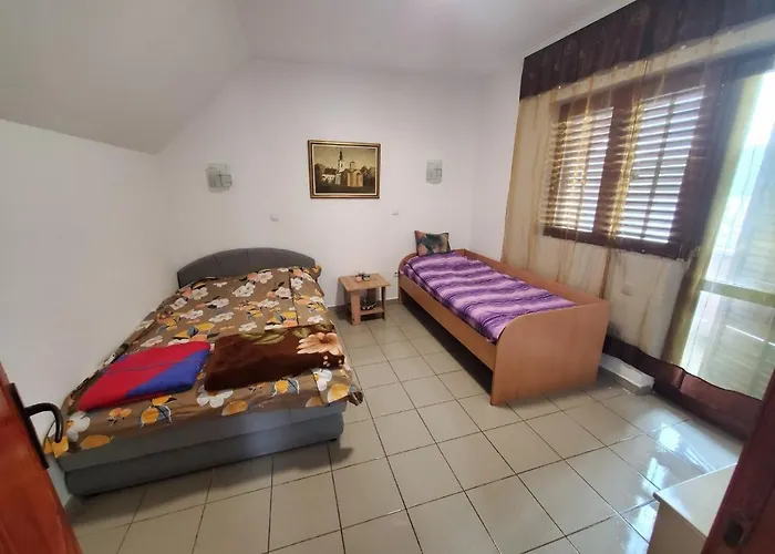 Villa Ljubomir - Srebrno Jezero *