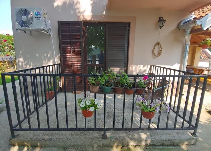 Villa Ljubomir - Srebrno Jezero